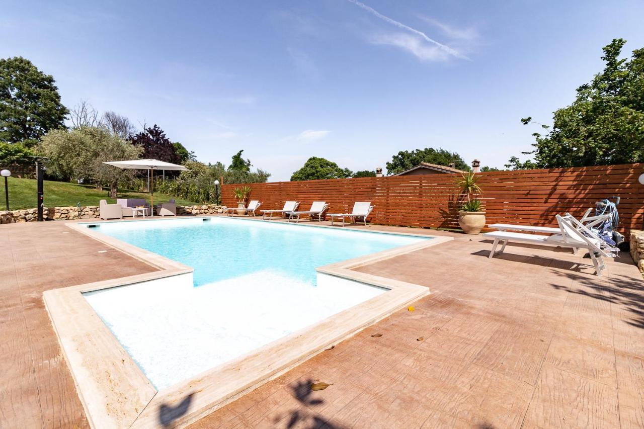 Villa Vacanze La Quercia Carbognano Luaran gambar