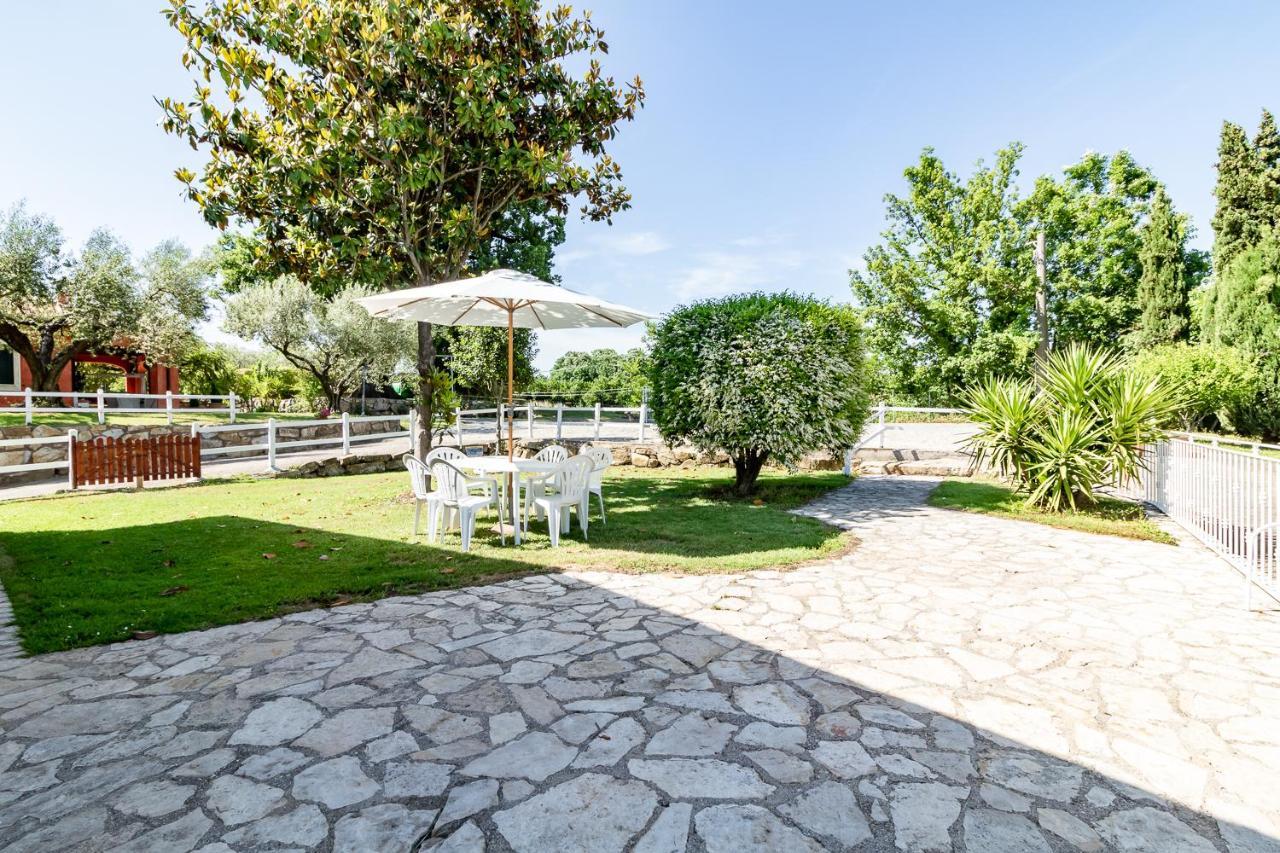 Villa Vacanze La Quercia Carbognano Luaran gambar