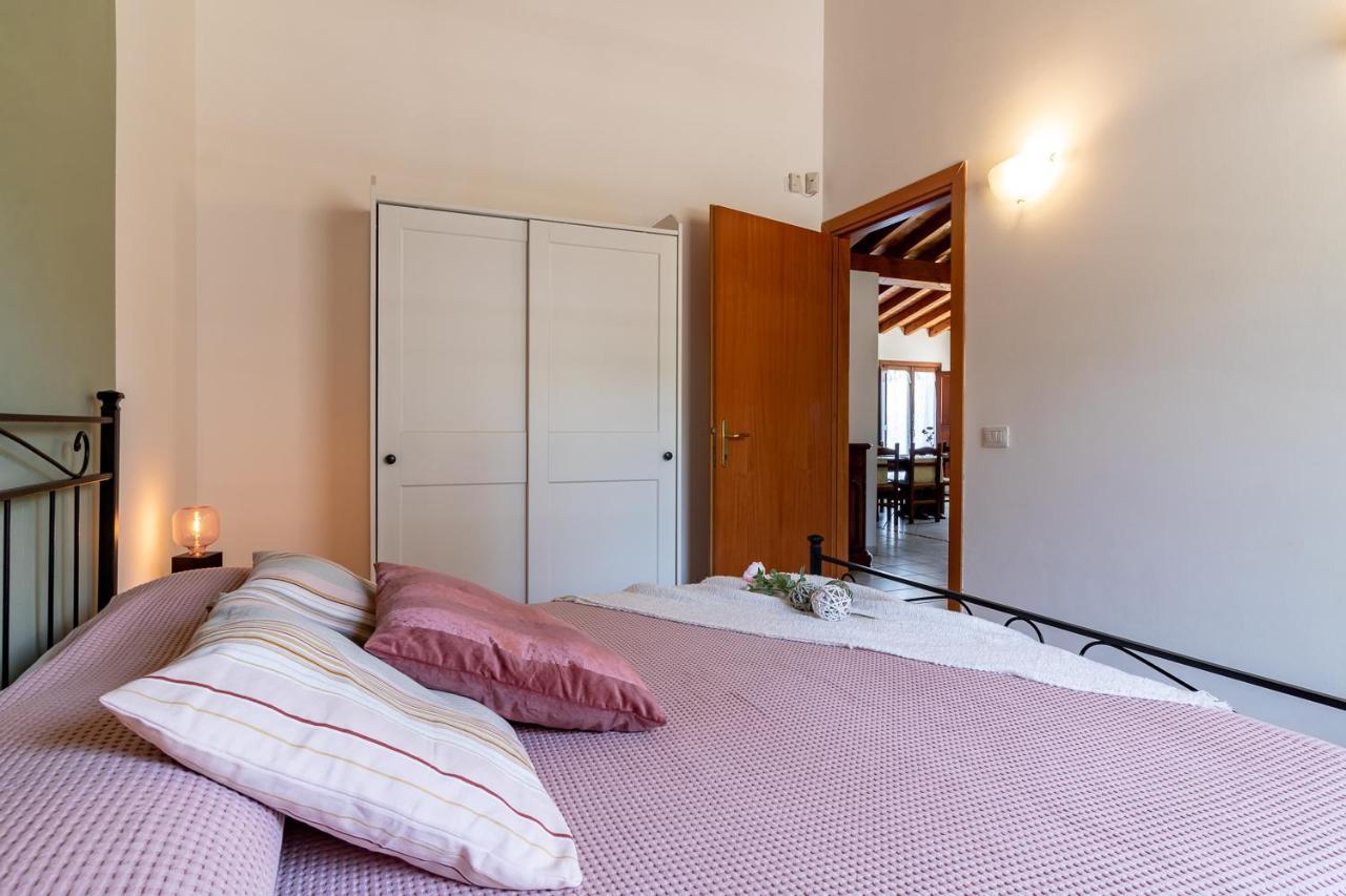 Villa Vacanze La Quercia Carbognano Luaran gambar